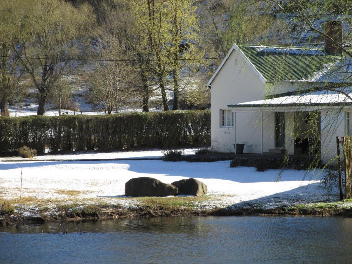 Mkomazana Mountain Cottages Himeville Exterior photo